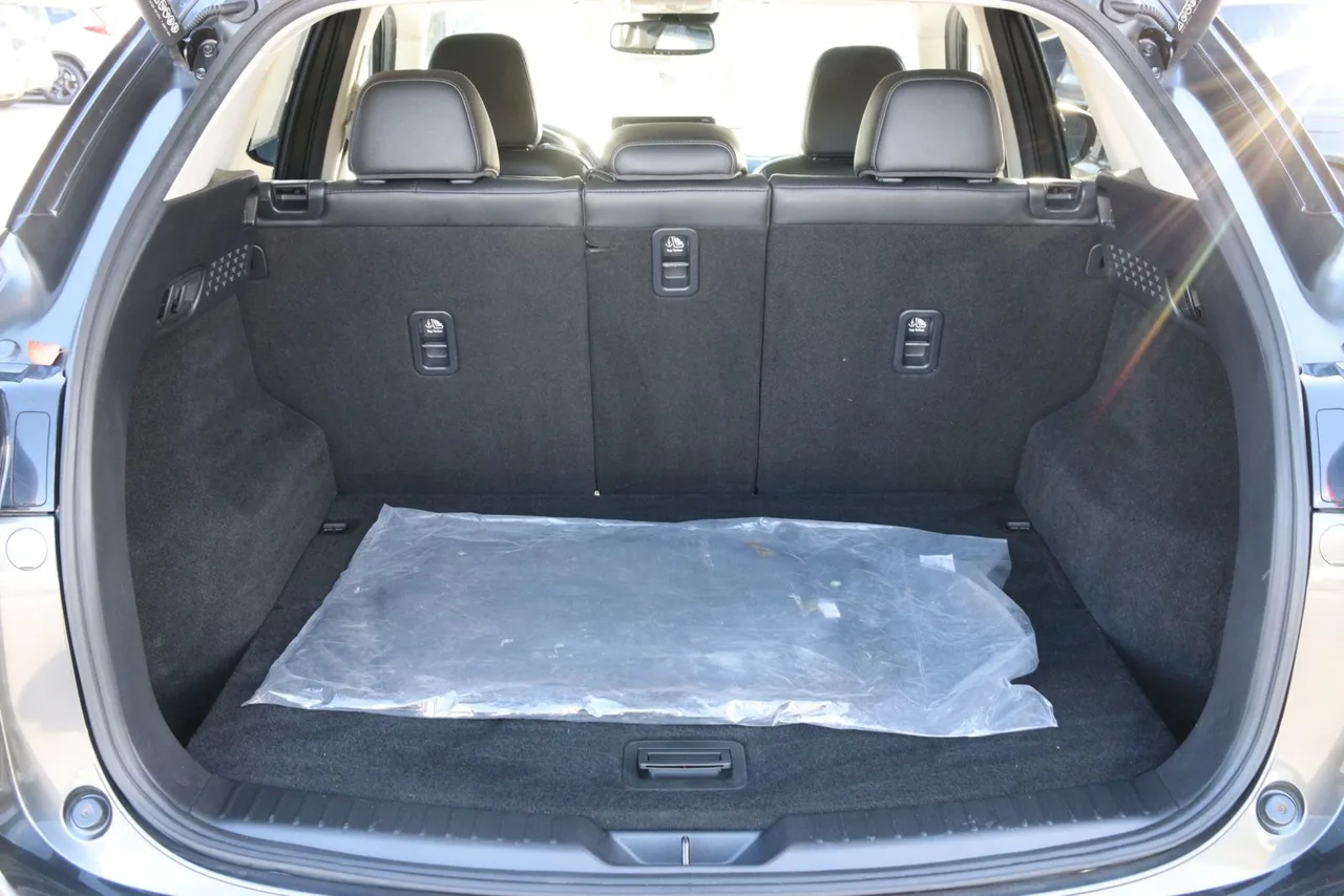 2022 Mazda CX-5 2.5 S Premium Plus Sport Utility 4D in gray — photo 10 of 37