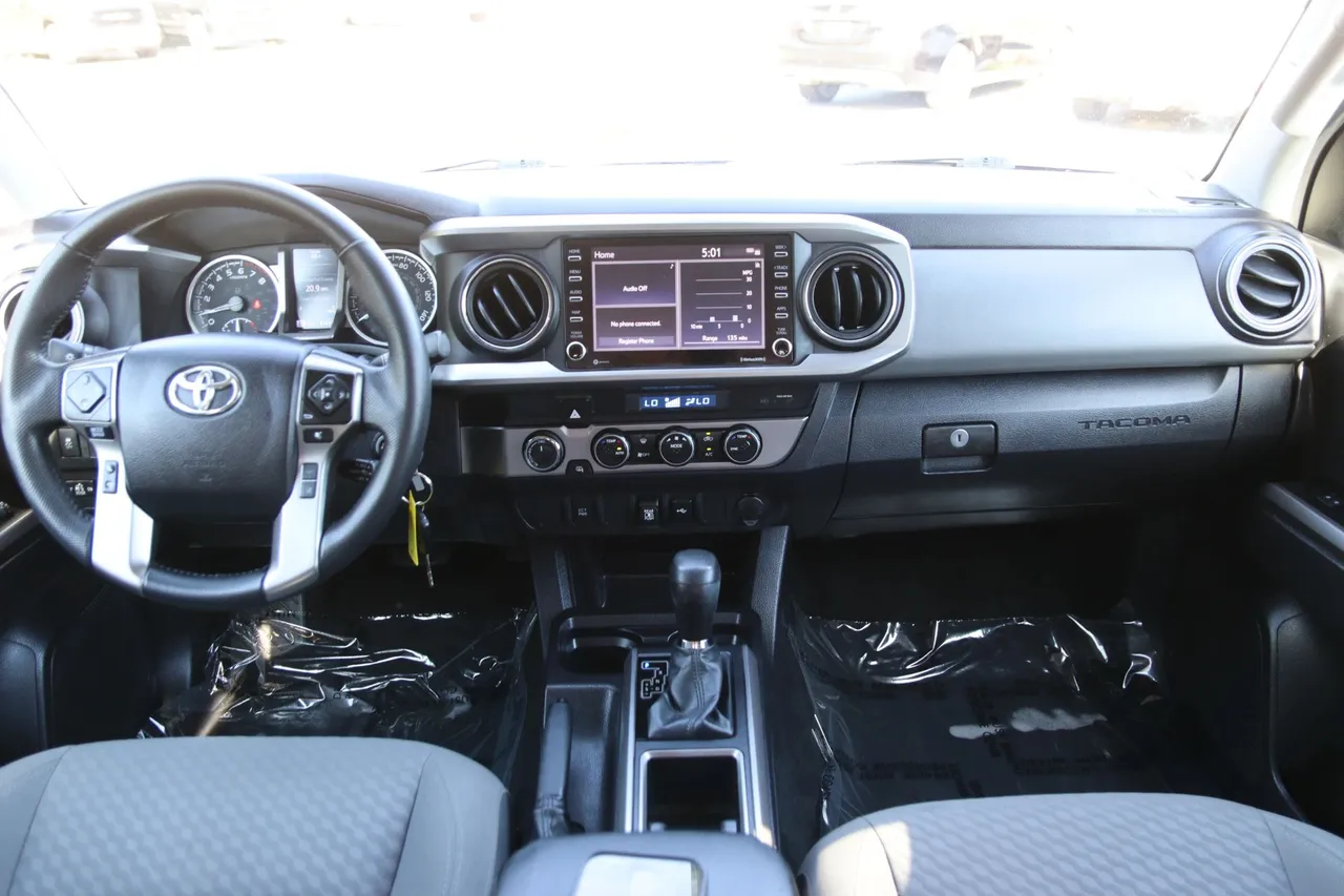 2022 Toyota Tacoma Double Cab SR5 Pickup 4D 5 ft in gray — photo 16 of 30
