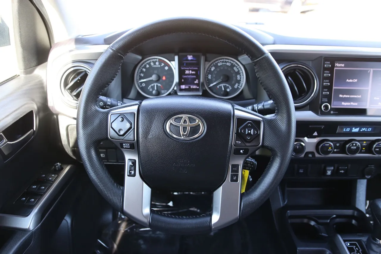 2022 Toyota Tacoma Double Cab SR5 Pickup 4D 5 ft in gray — photo 17 of 30