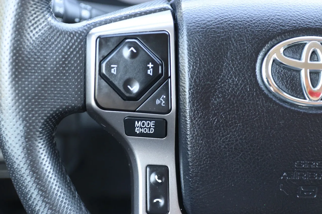 2022 Toyota Tacoma Double Cab SR5 Pickup 4D 5 ft in gray — photo 18 of 30