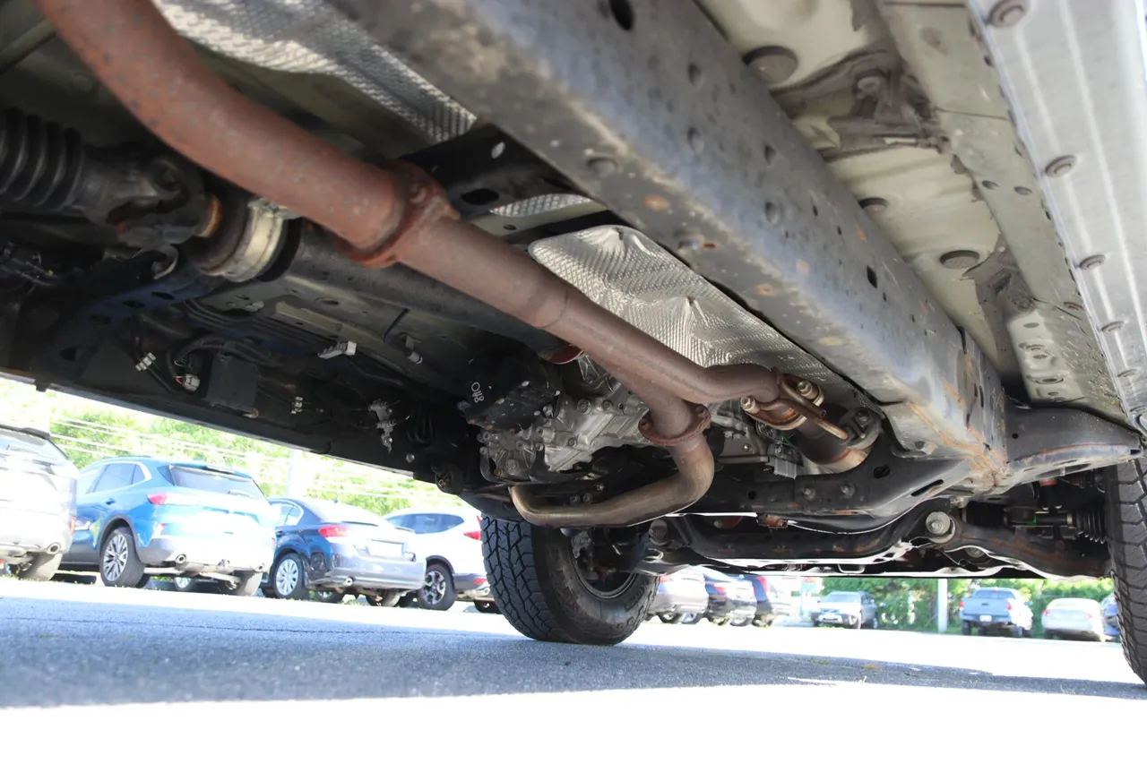 2022 Toyota Tacoma Double Cab SR5 Pickup 4D 5 ft in gray — photo 28 of 30